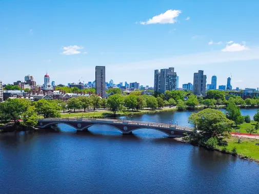 istock-1236234566_weeks-bridge-of-harvard-university_boston_massachusetts.jpg