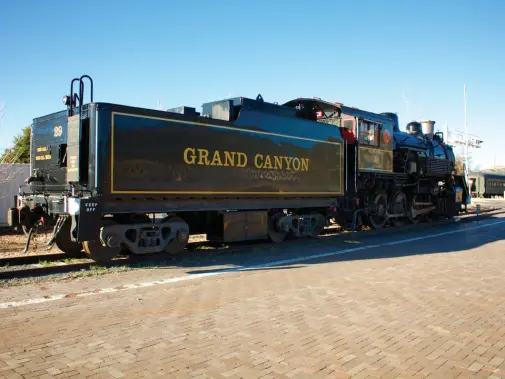 williams_-_grand_canyon_railway_szljr_o6fggptaos_2odk-r18q0ablzbh_rgb_l.jpg