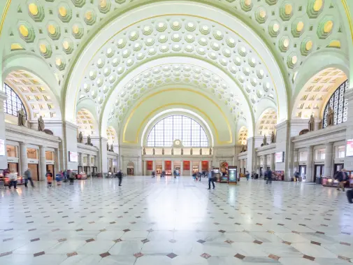 istock-1173601186---union-station-dc.jpg