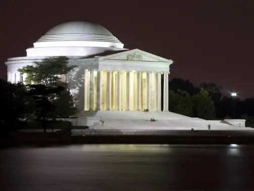 jefferson-memorial-at-night-courtesy-of-washington.org.jpg